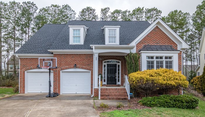 Asphalt roof on a brick house
